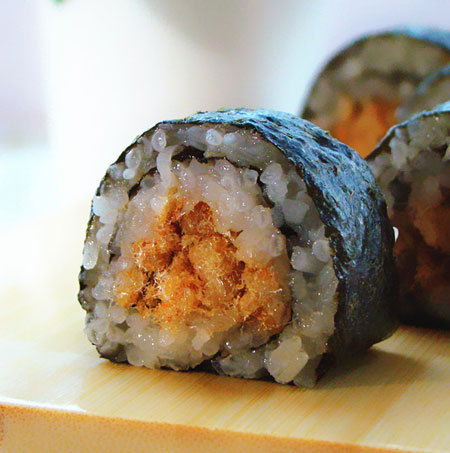 肉松寿司的做法_肉松寿司的家常做法_正宗肉松寿司怎么做好吃-美妈三餐